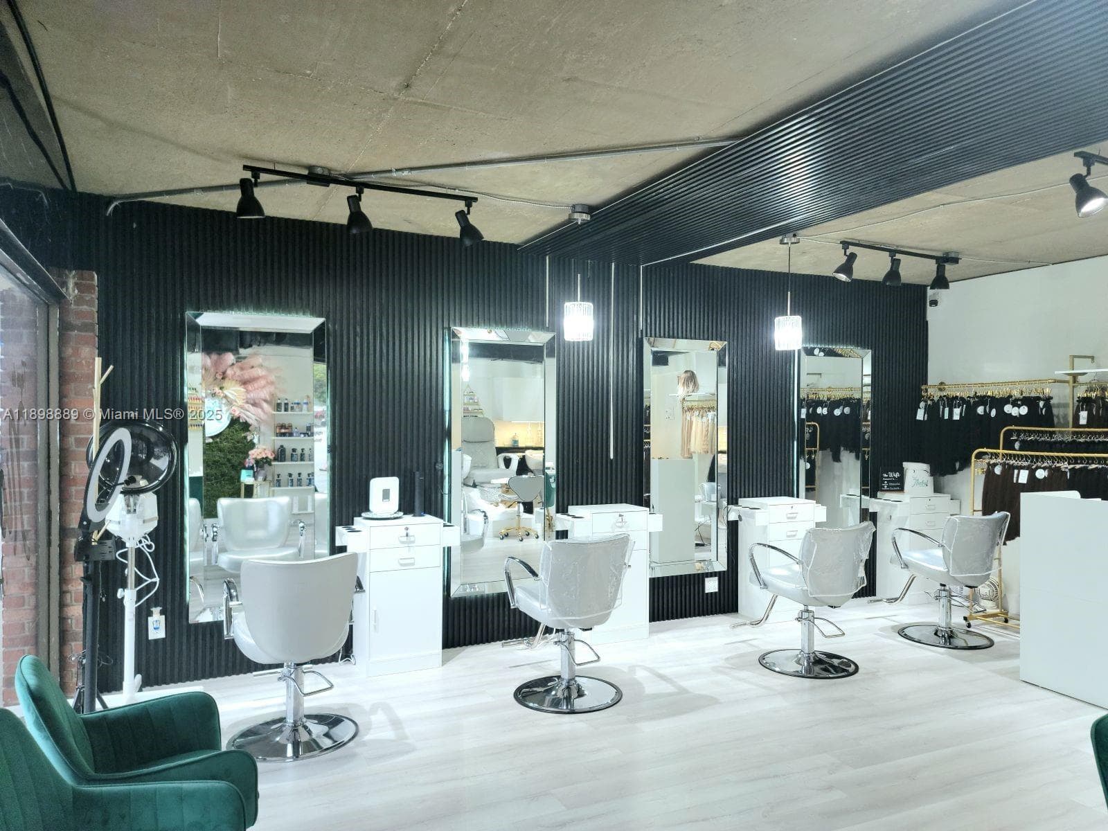 Established Full Service Hair Salon with Turnkey Operations