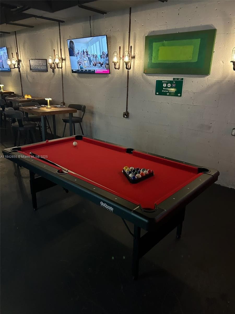 Turnkey Restaurant and Bar with Prime Location