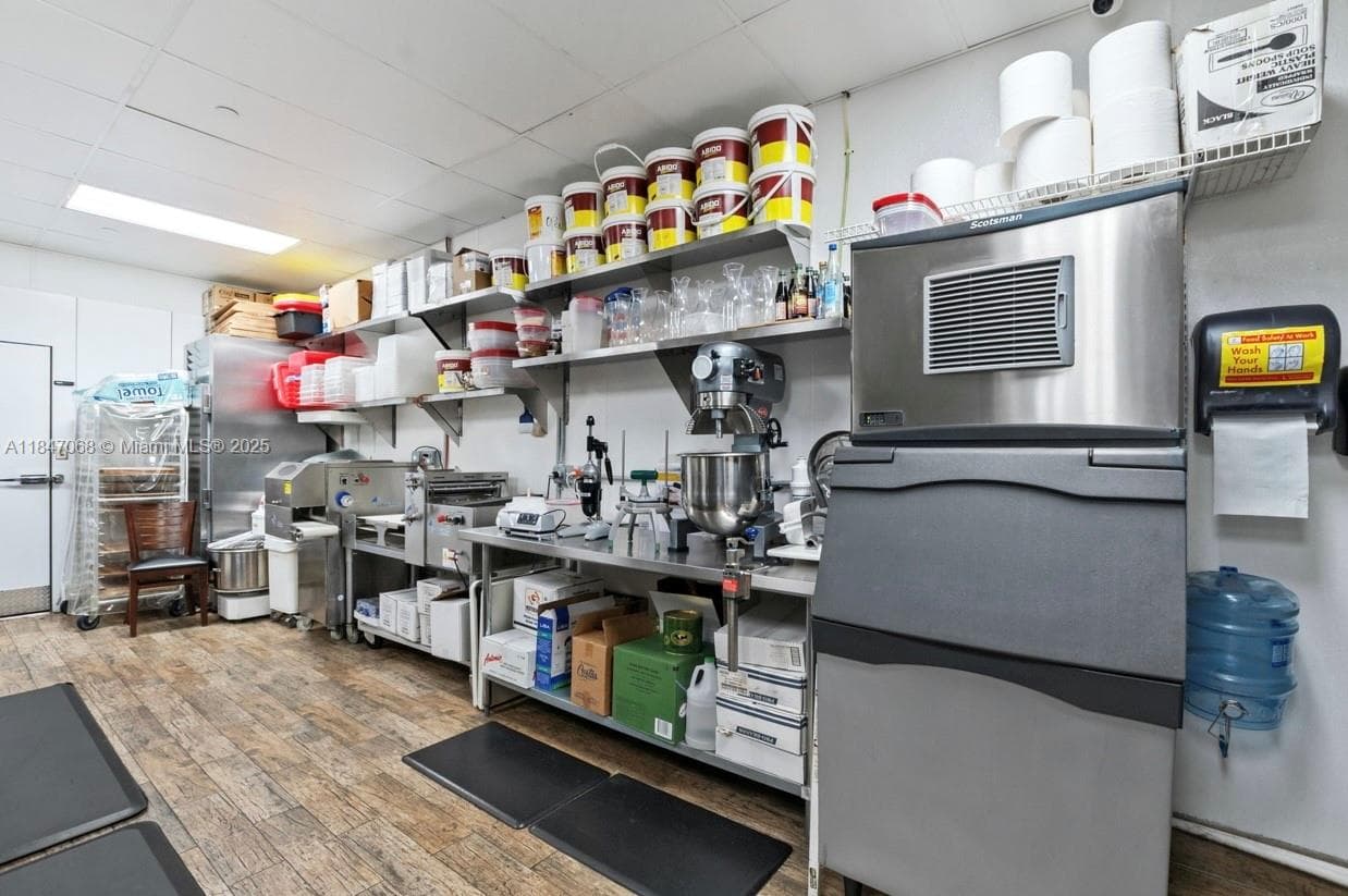 Turnkey Restaurant with Premium Build Out