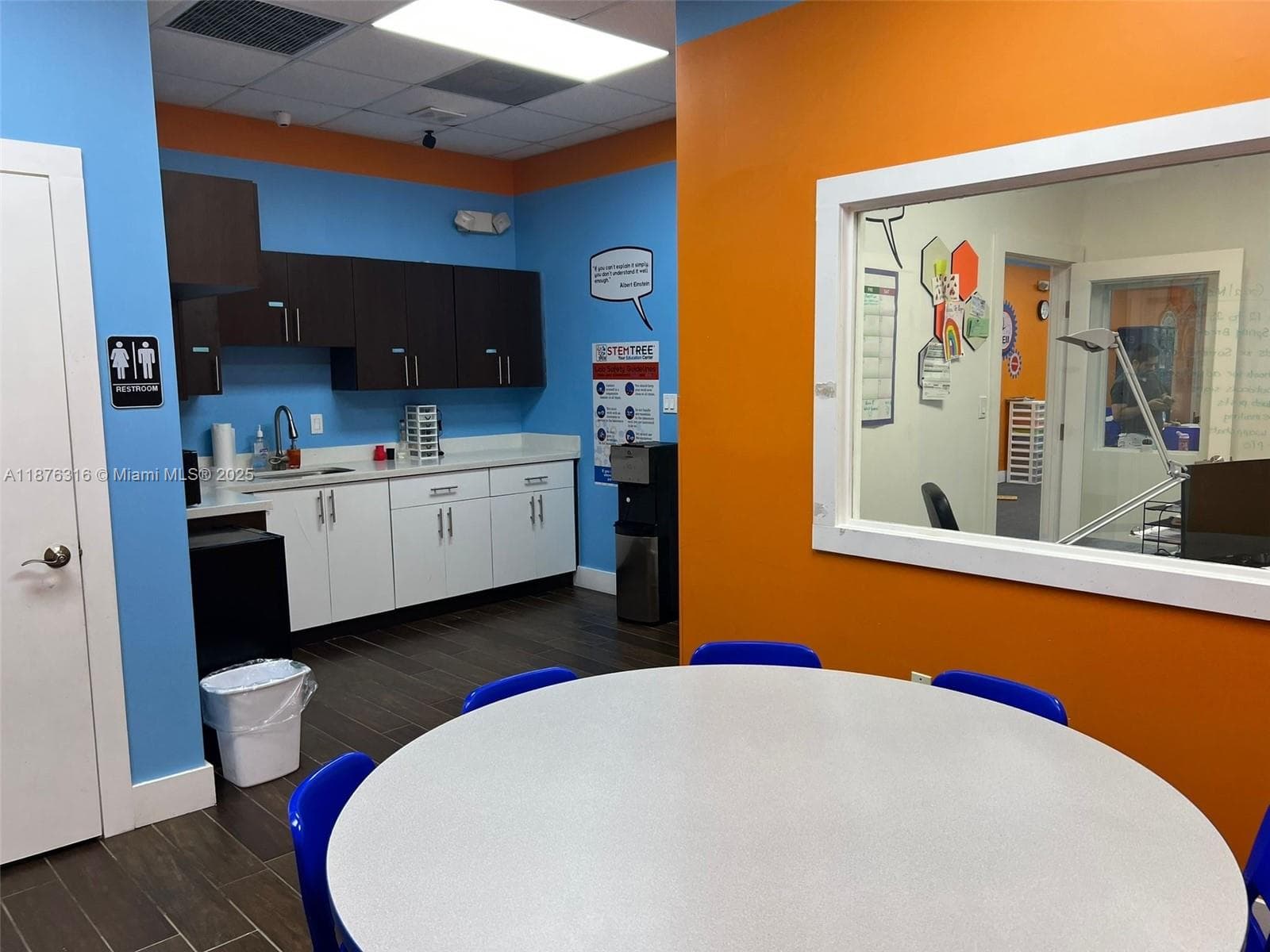 Niche STEM Education Franchise with Strong Community Presence