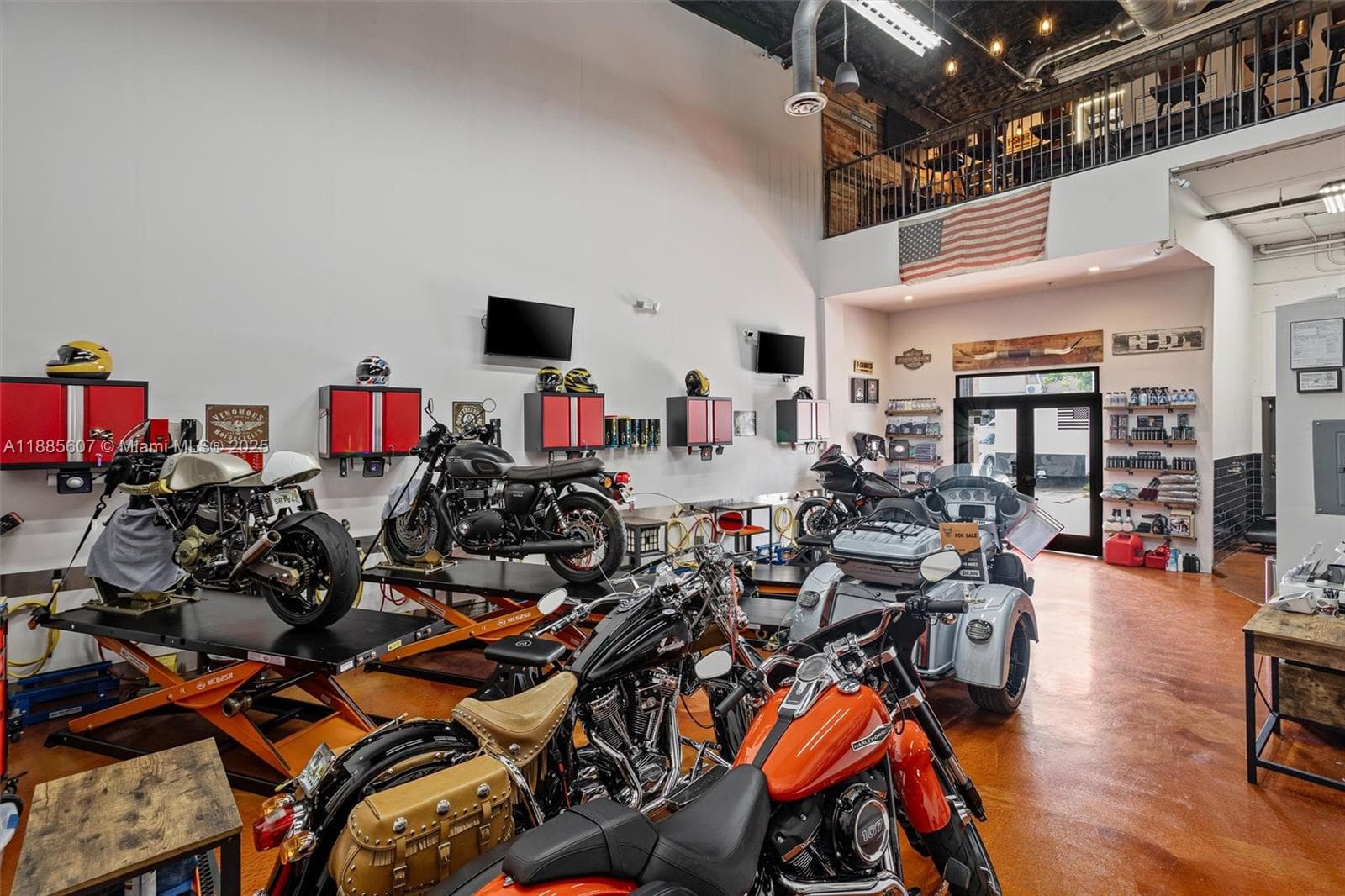 Niche Auto Detailing Customization Studio with Strong Online Presence