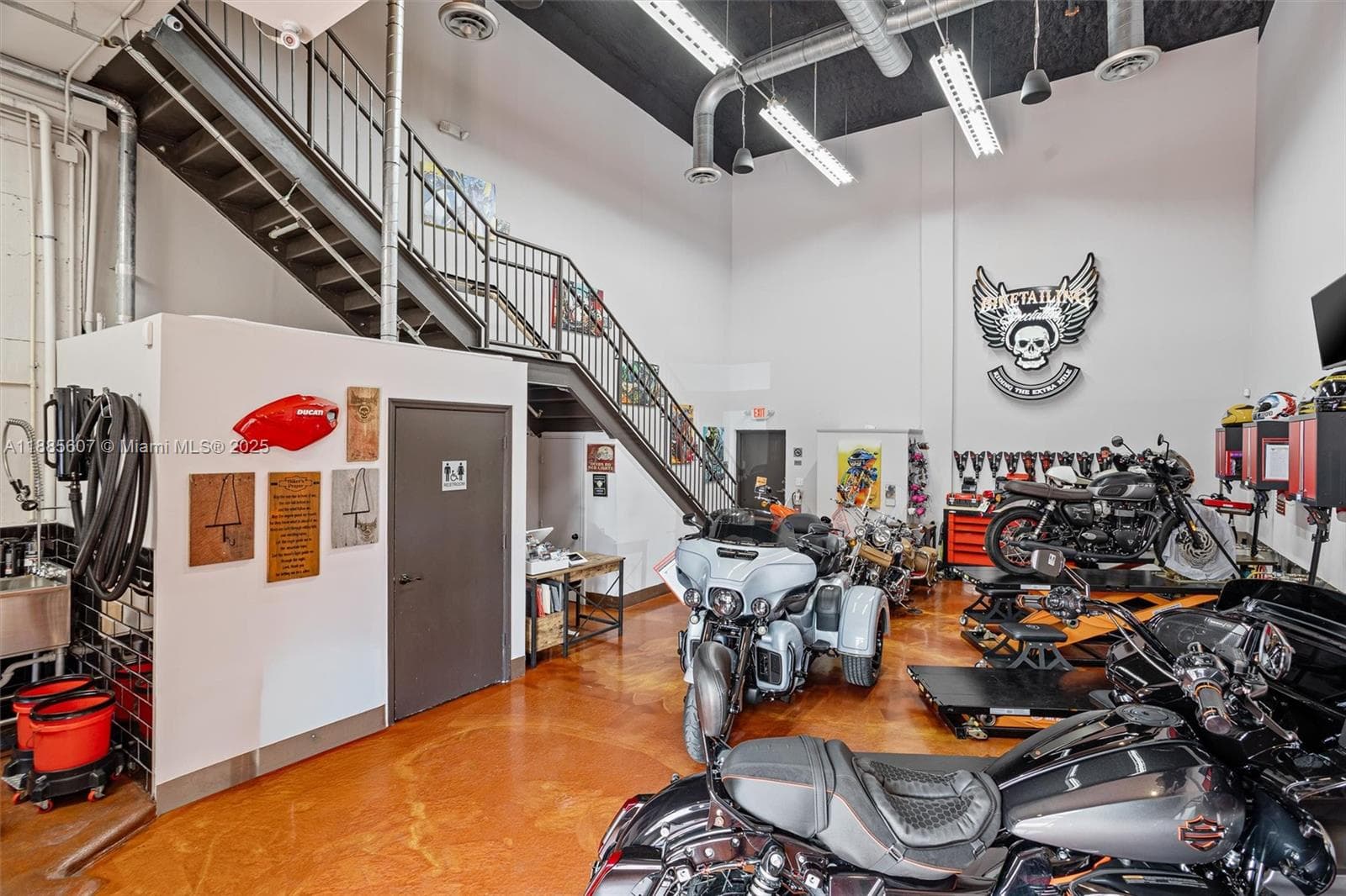 Niche Auto Detailing Customization Studio with Strong Online Presence