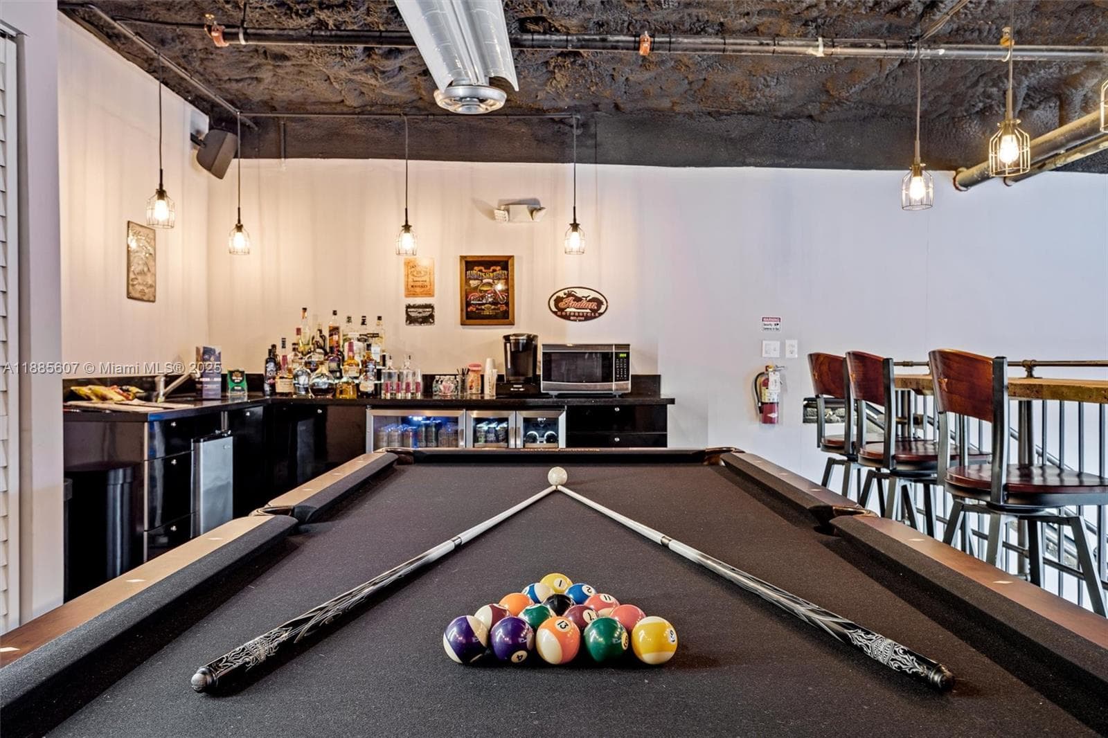 Niche Auto Detailing Customization Studio with Strong Online Presence