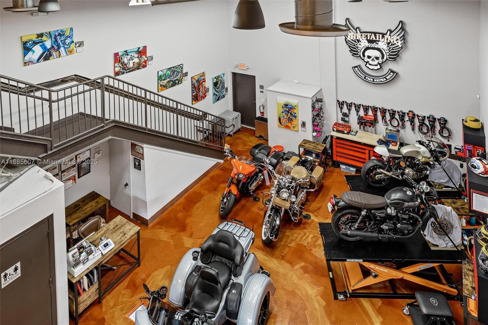 Niche Auto Detailing Customization Studio with Strong Online Presence