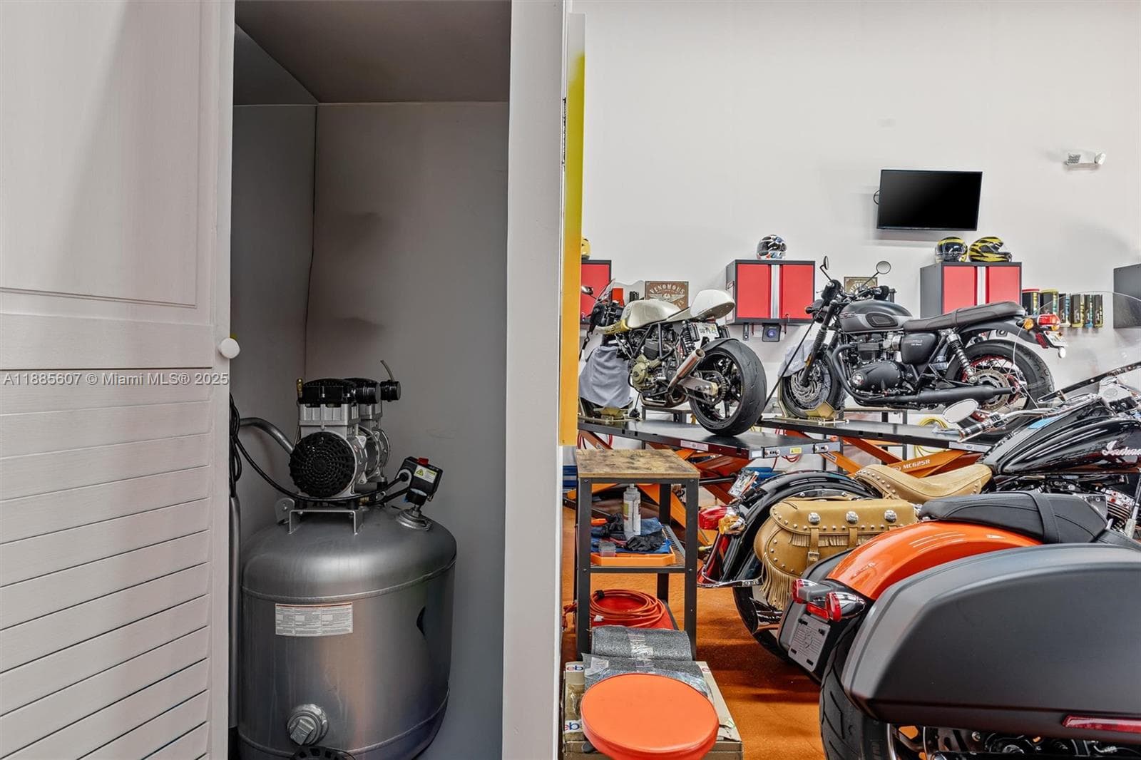 Niche Auto Detailing Customization Studio with Strong Online Presence