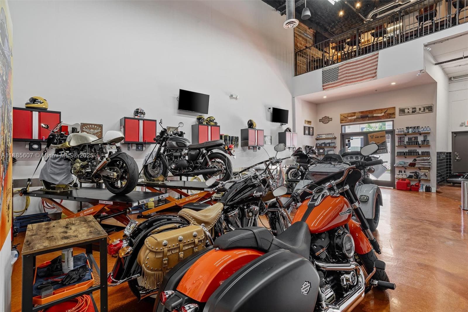 Niche Auto Detailing Customization Studio with Strong Online Presence