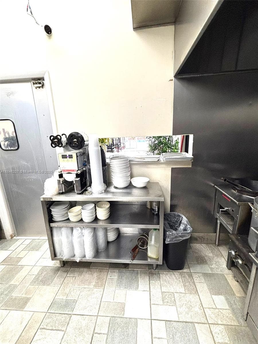 Thriving Vietnamese Restaurant with High Volume Operations