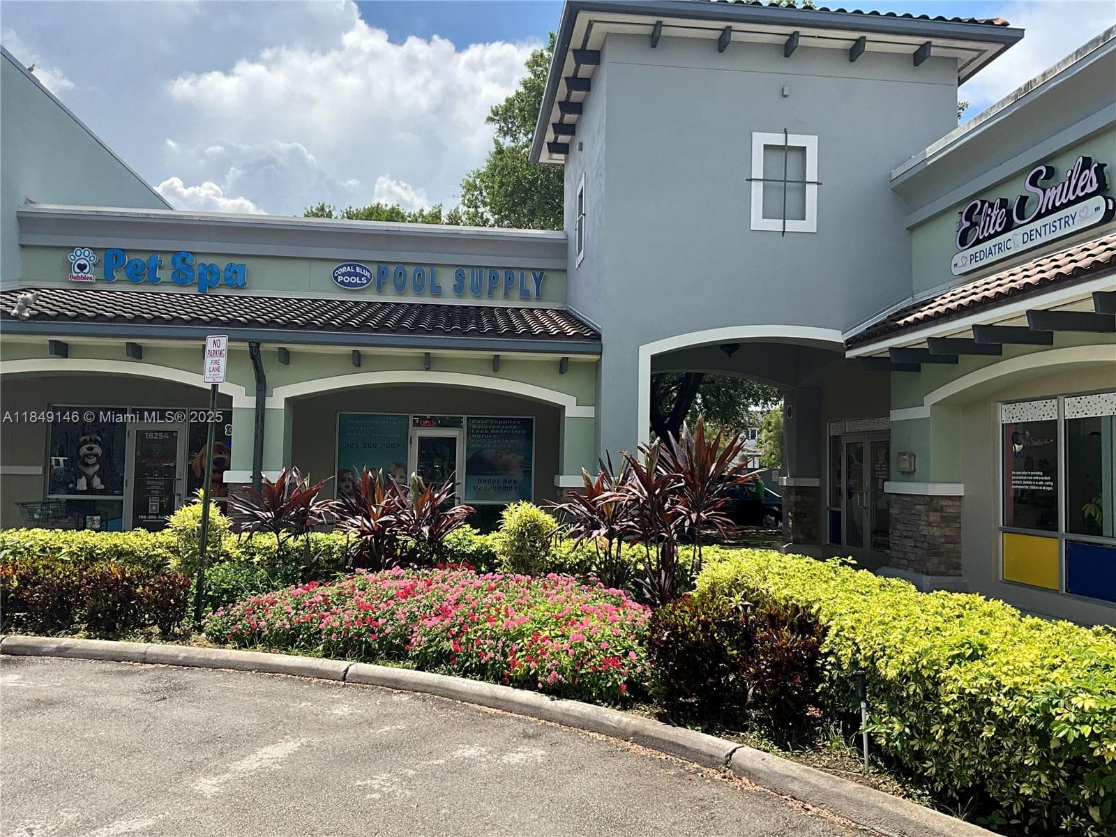 Turnkey Pool Supply Business with Loyal Customer Base