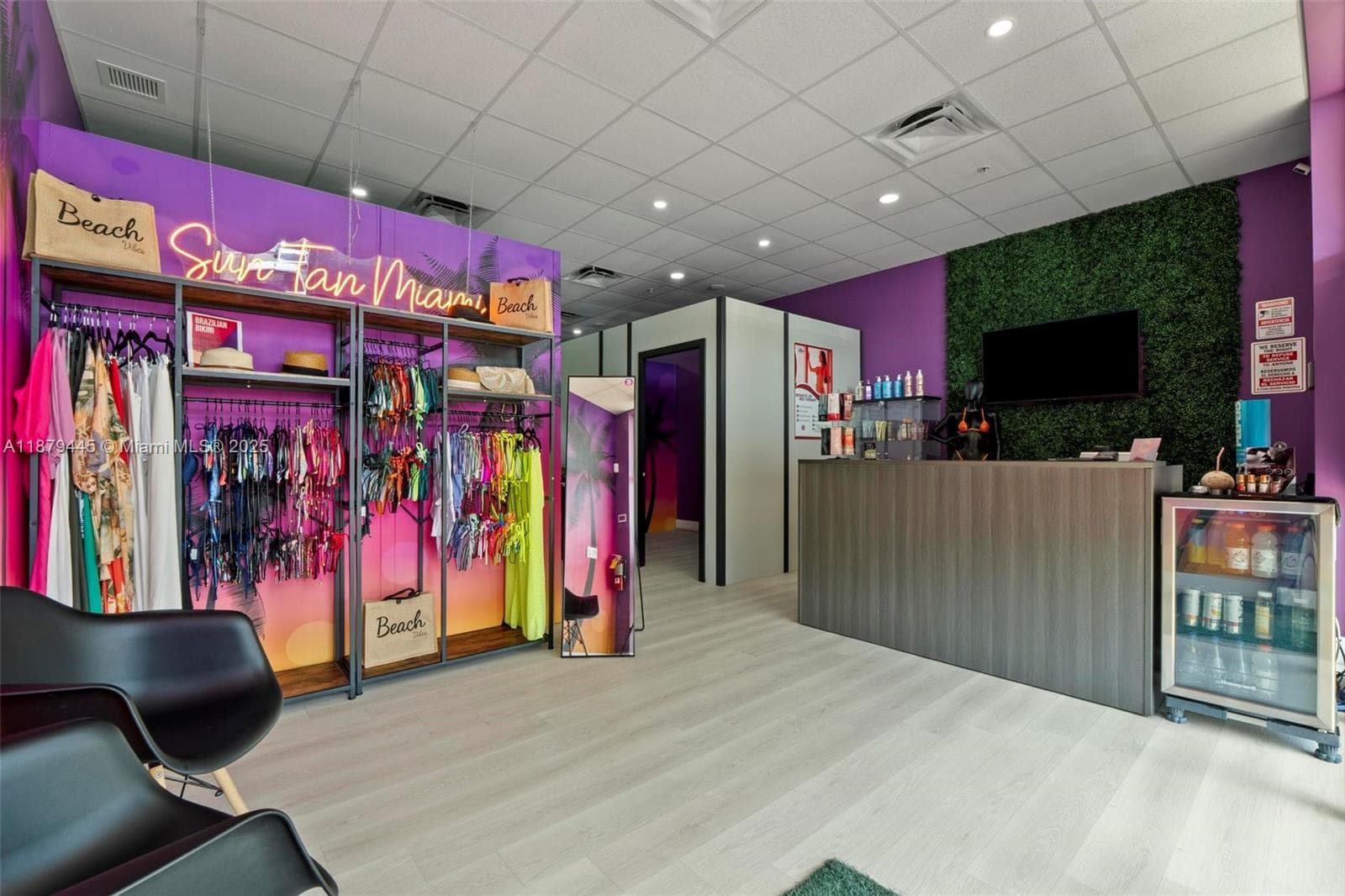 Turnkey Hair Salon Barber Shop with High Foot Traffic