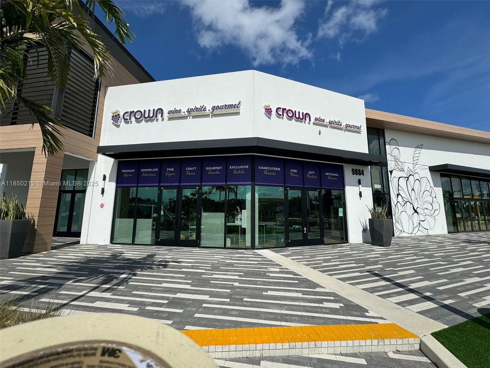 Premier Liquor Store with High End Clientele