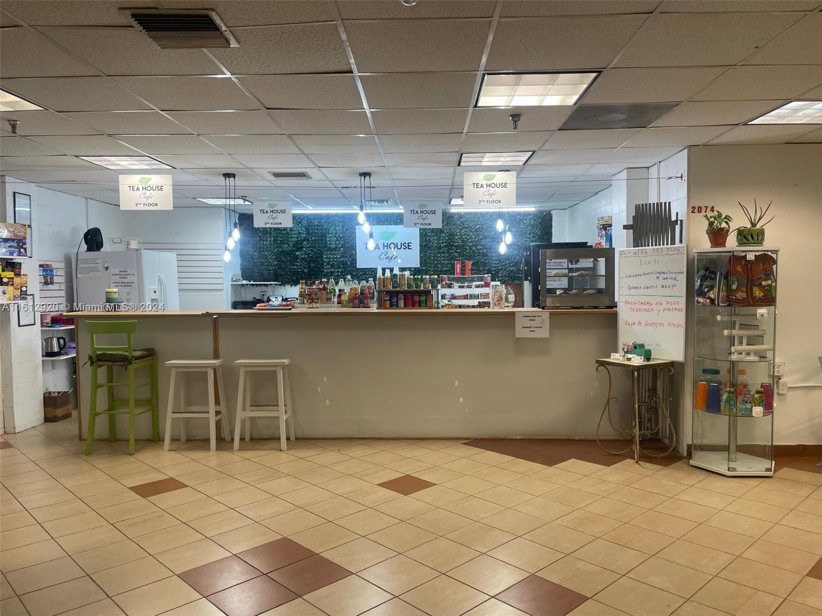 Niche Hotel Cafe with Steady Customer Flow