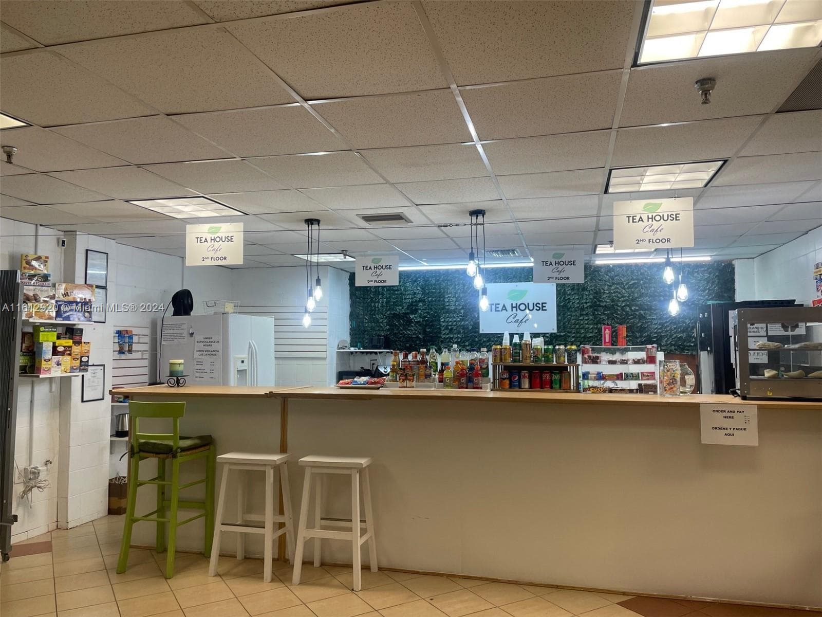 Niche Hotel Cafe with Steady Customer Flow