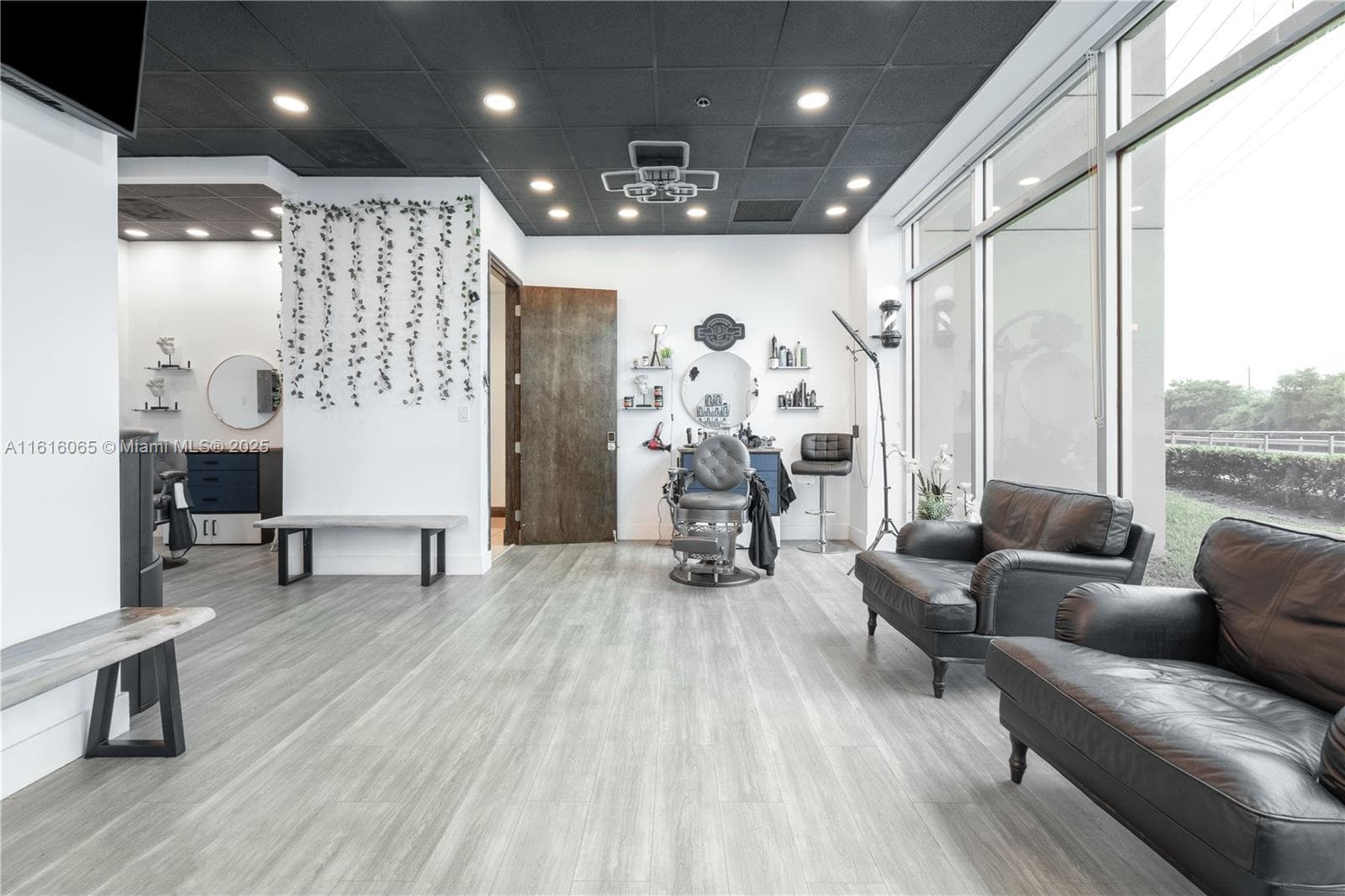 Turnkey Barbershop with Prime Location