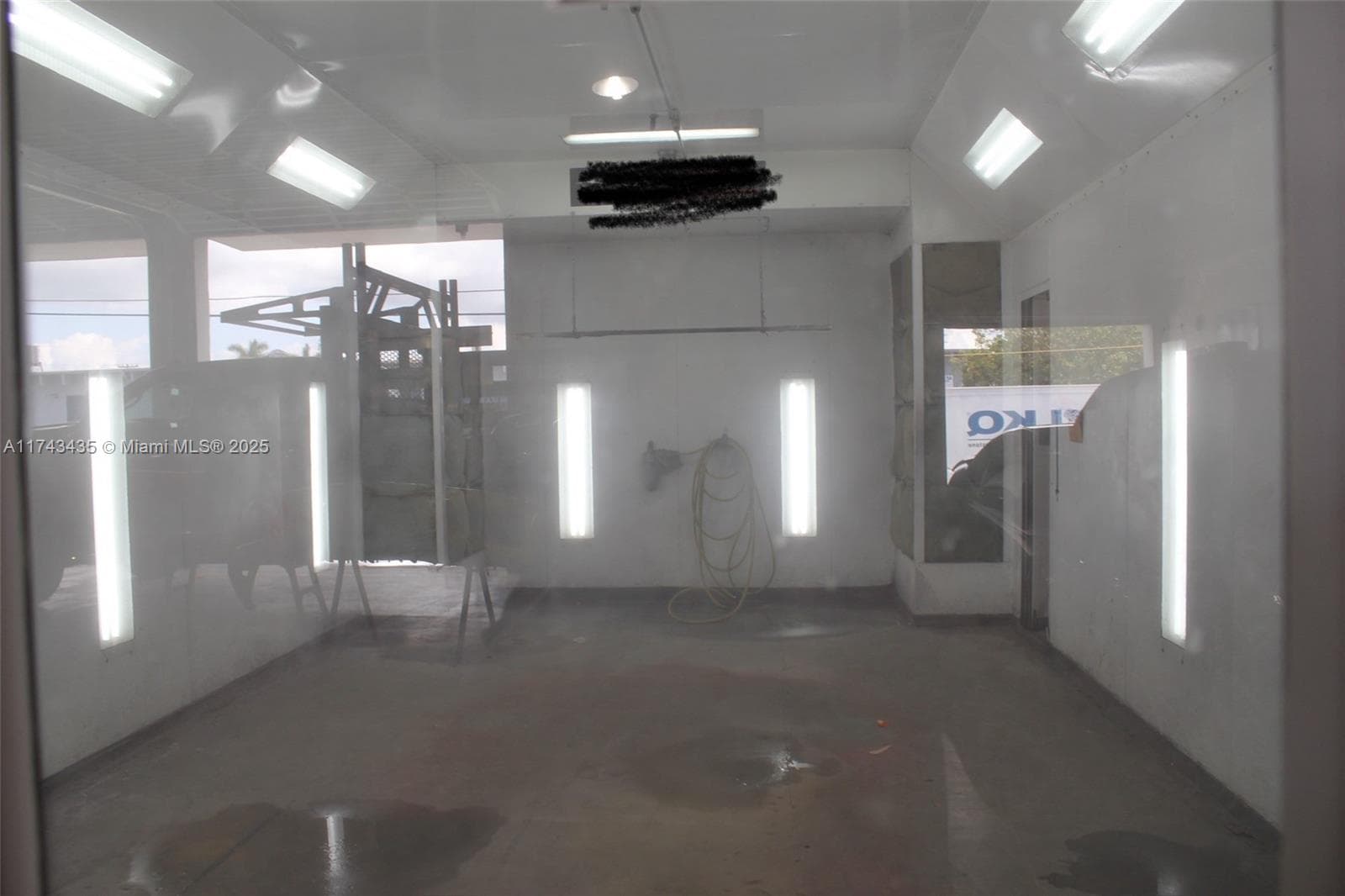 Turnkey Auto Body Shop with Active Paint Booth