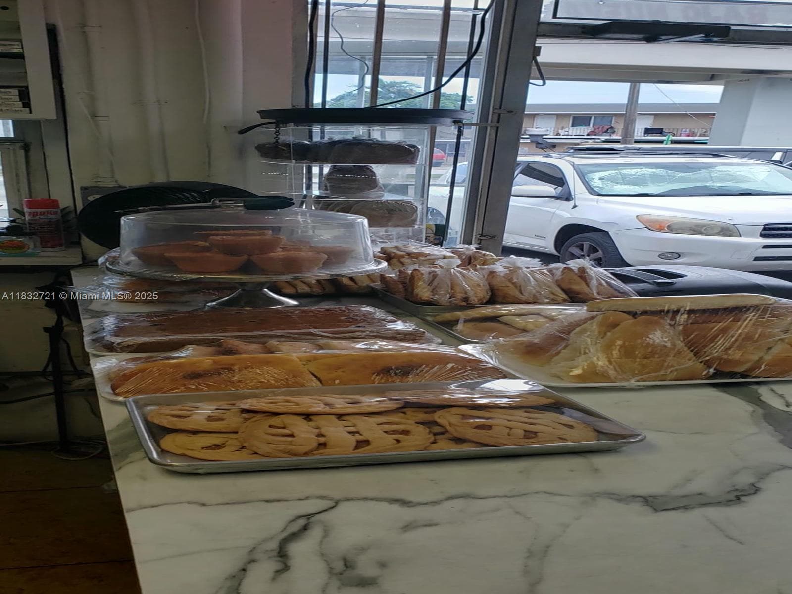 Established Latin Restaurant with Strong Local Following