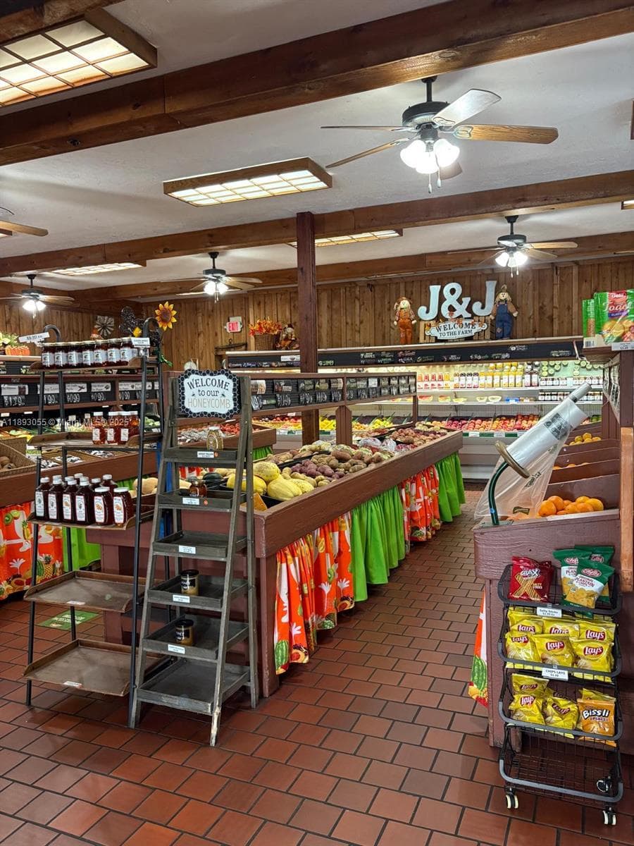 Established Specialty Food Store with Turnkey Operations