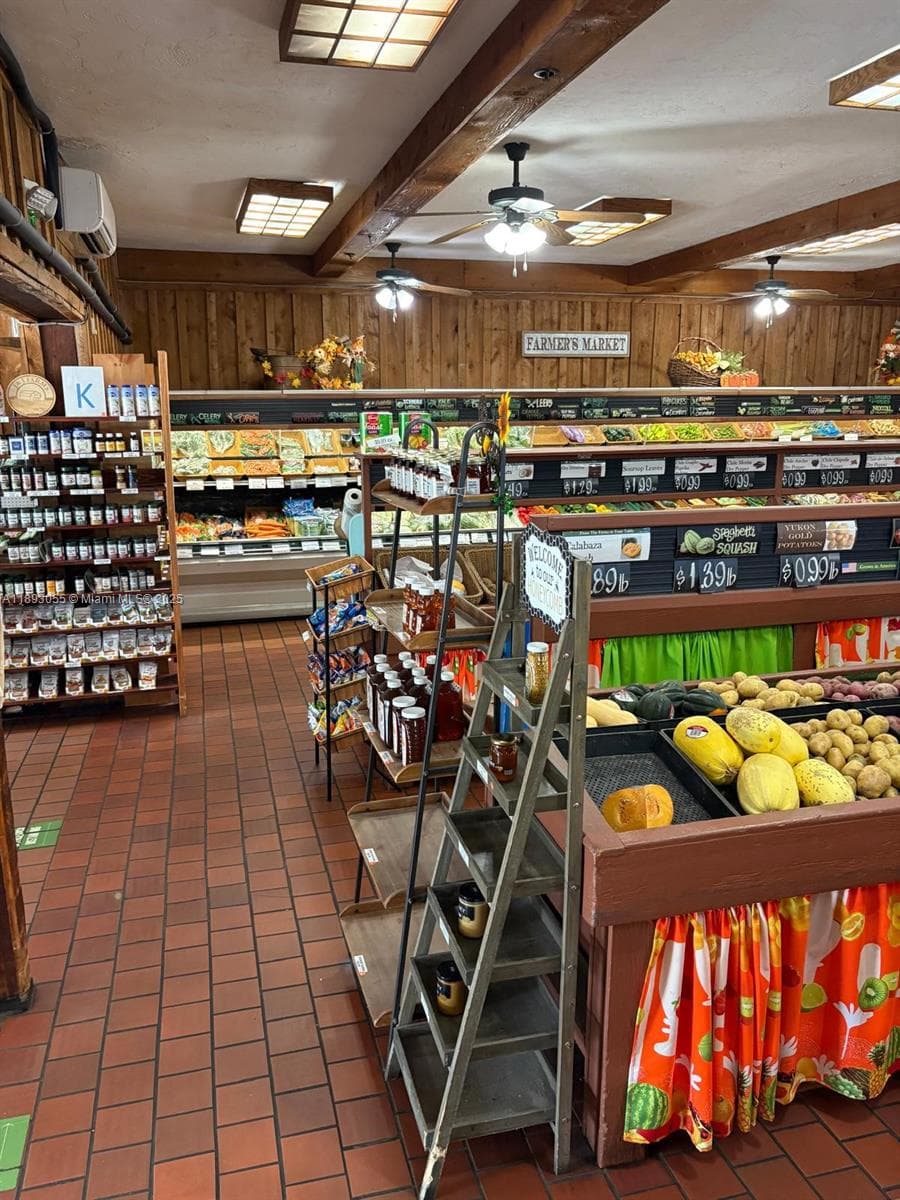 Established Specialty Food Store with Turnkey Operations
