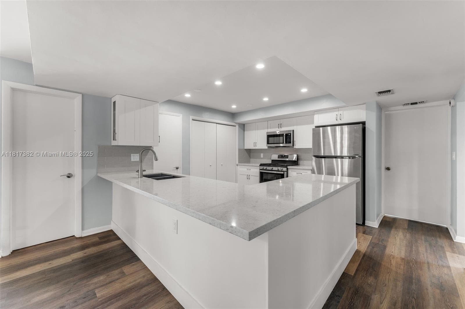 Premier Luxury Farm Property with Vacation Rental Potential