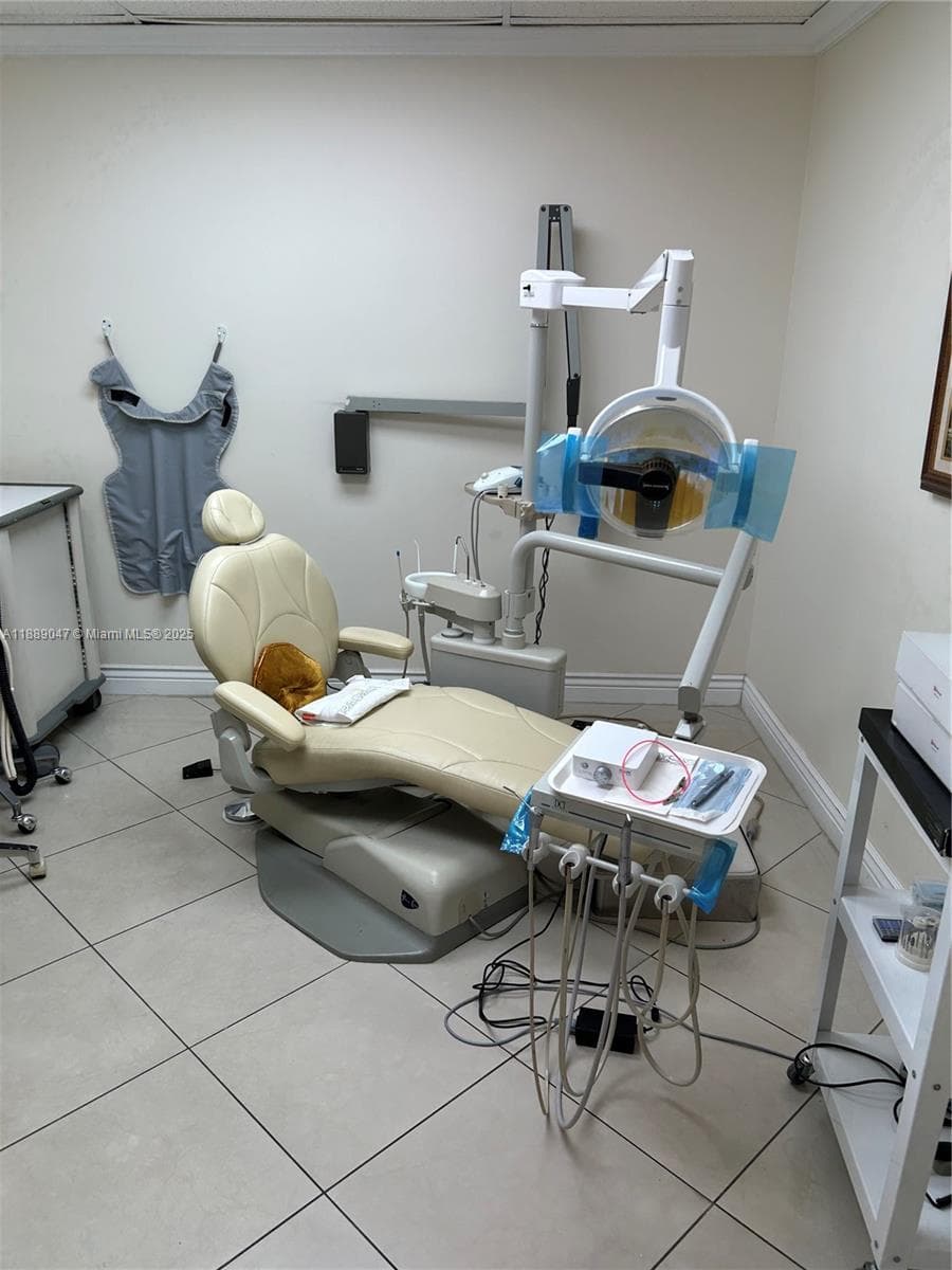 Turnkey Dental Practice with Prime Shopping Center Location
