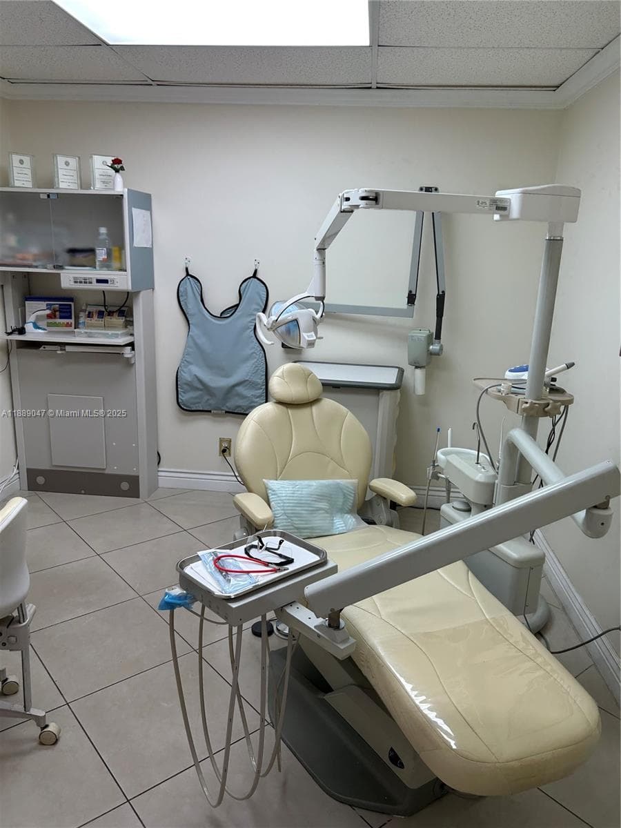 Turnkey Dental Practice with Prime Shopping Center Location