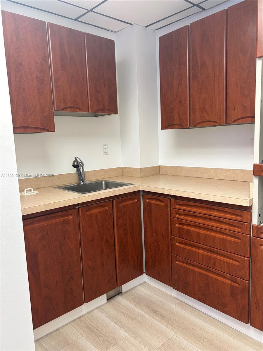 Turnkey Dental Practice with Advanced Equipment