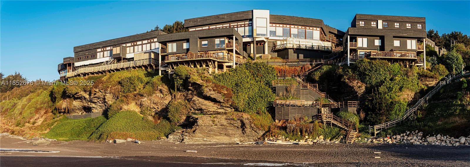 Premier Oceanfront Boutique Hotel with Turnkey Operations