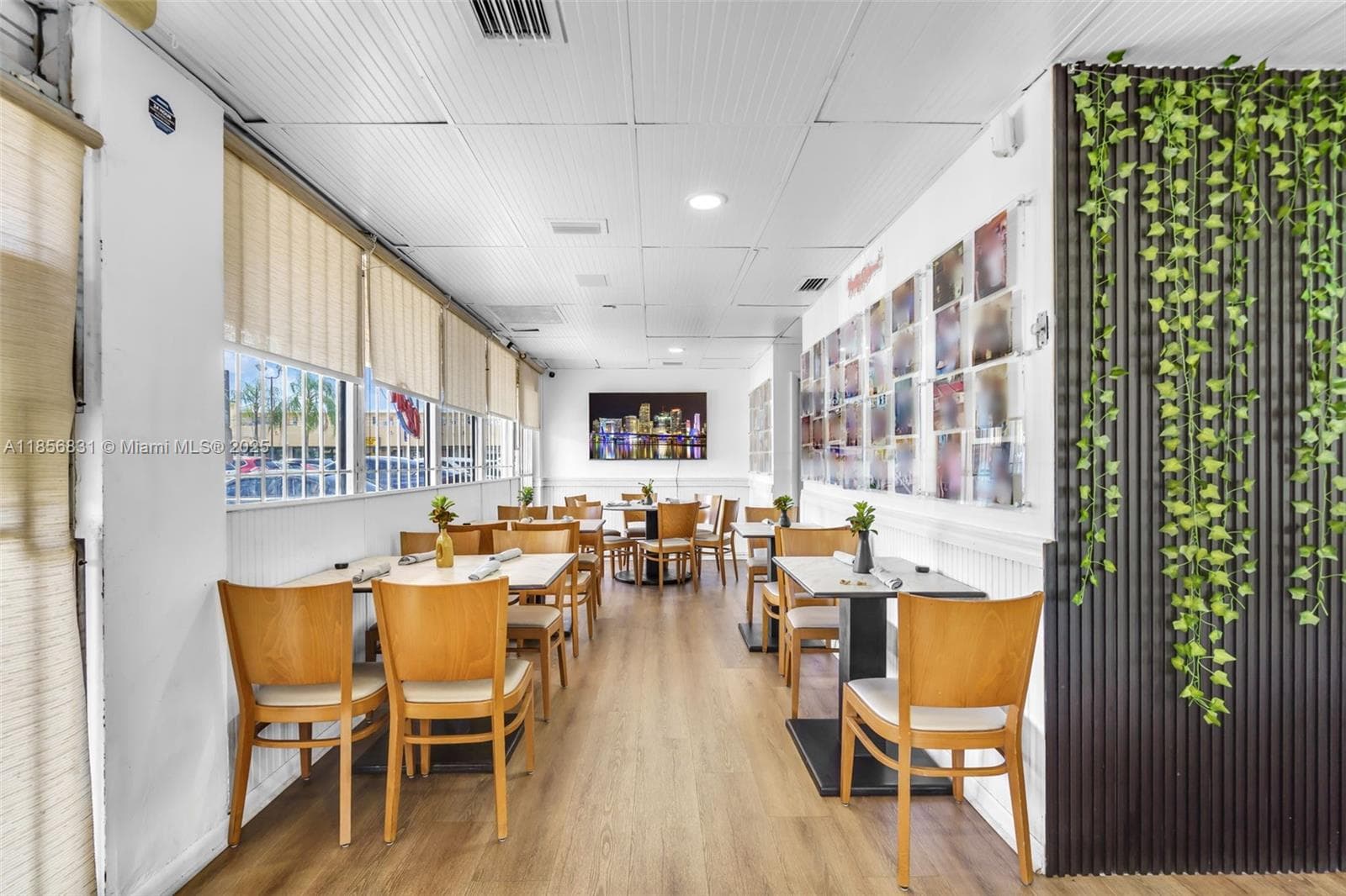 Established Dominican Restaurant with Strong Community Ties