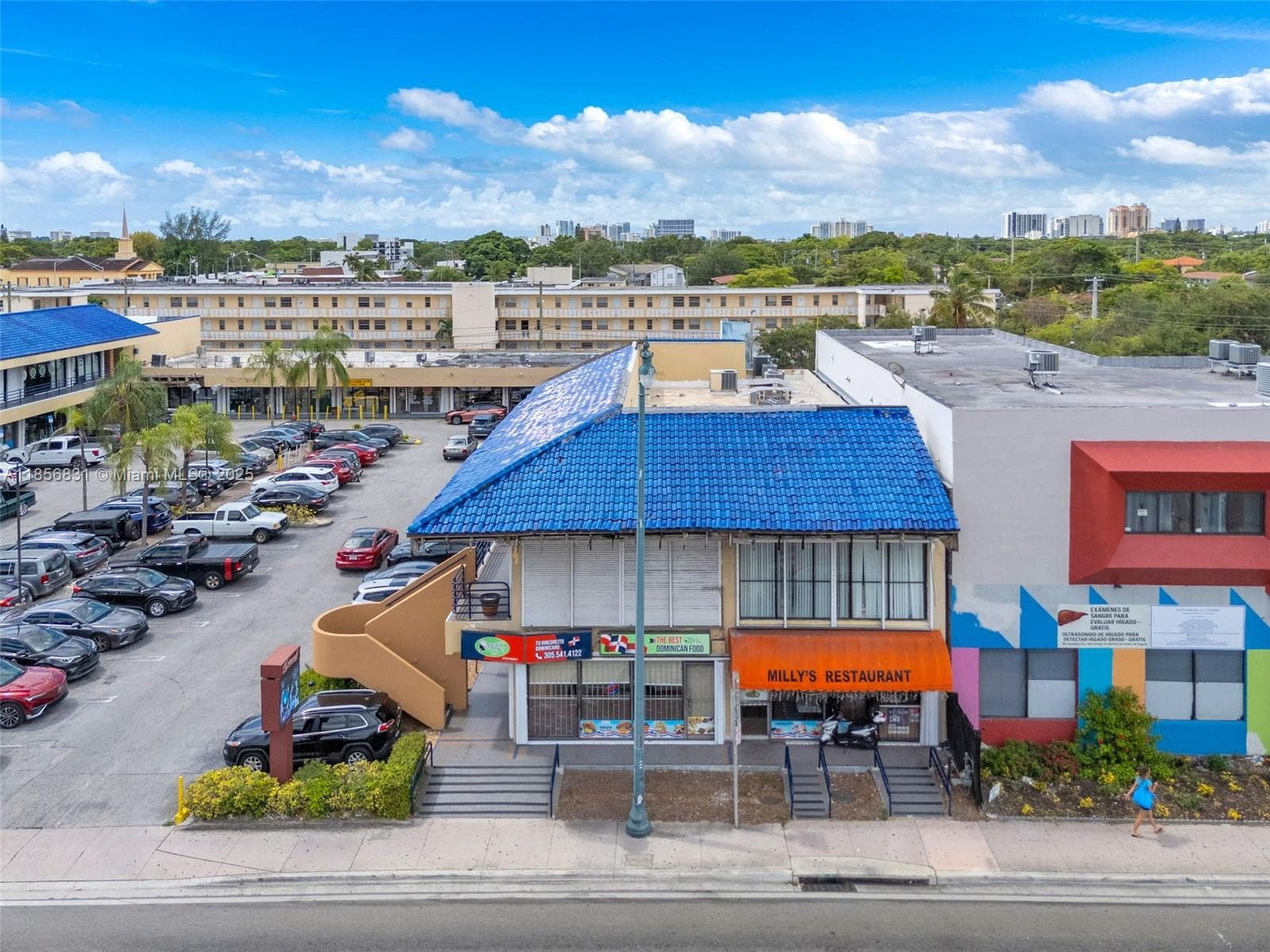 Established Dominican Restaurant with Strong Community Ties