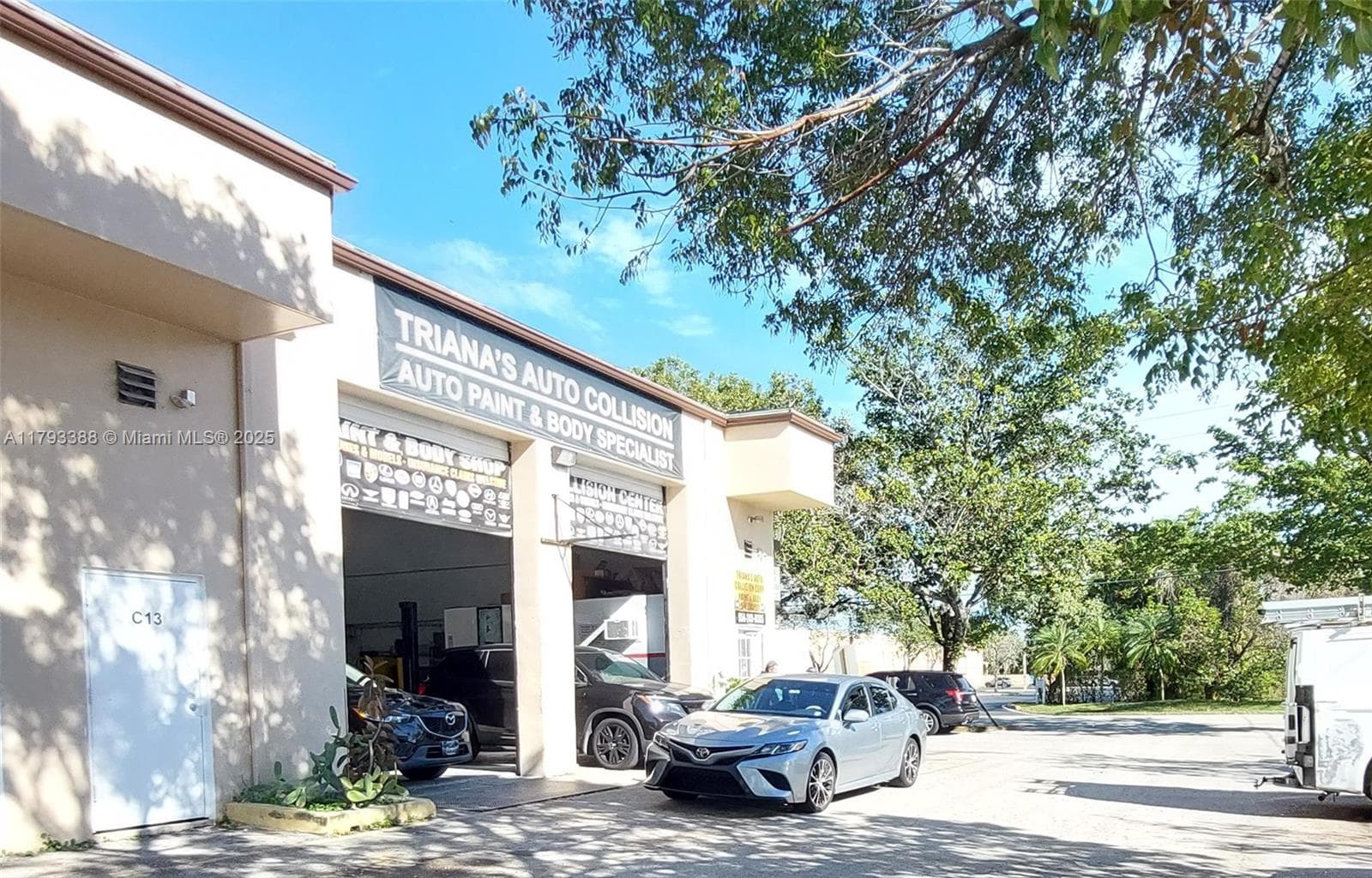 Established Auto Body Shop with Prime Corner Location