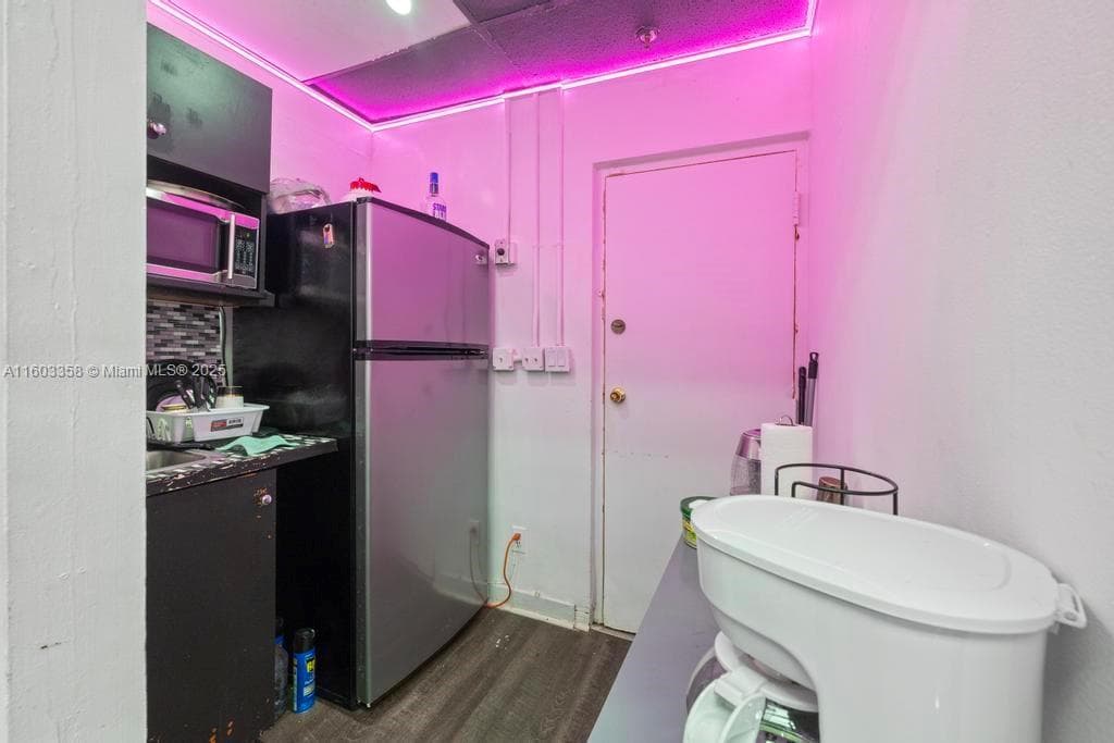 Turnkey Hair Salon and Barber Shop with Hotel Clientele