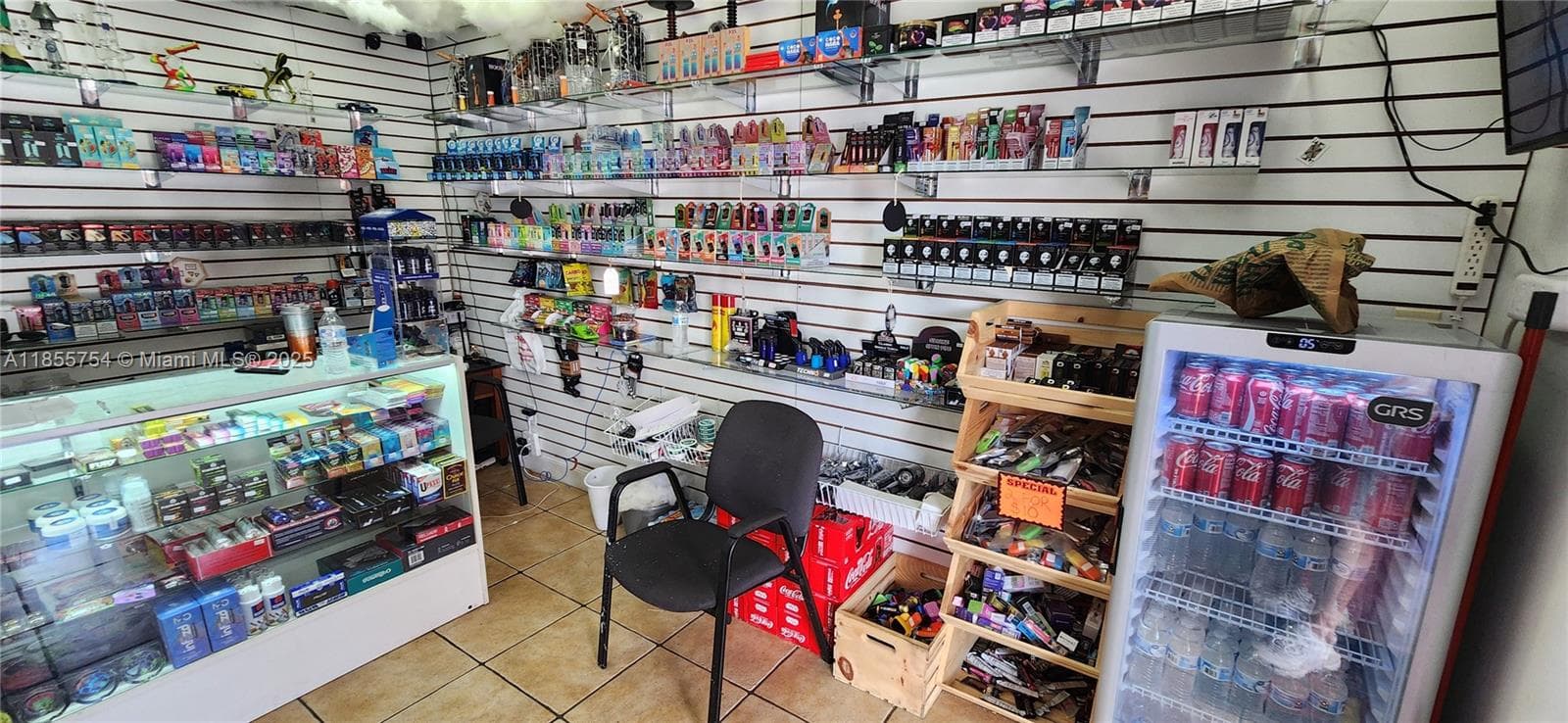 Profitable Smoke Shop with Loyal Customer Base