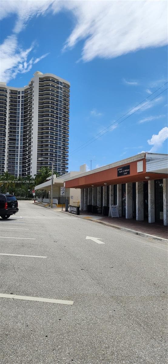 Thriving Beauty Salon with Strong Customer Base