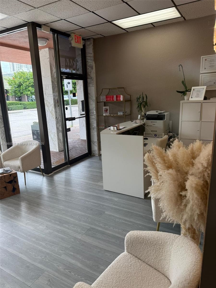 Thriving Beauty Salon with Strong Customer Base