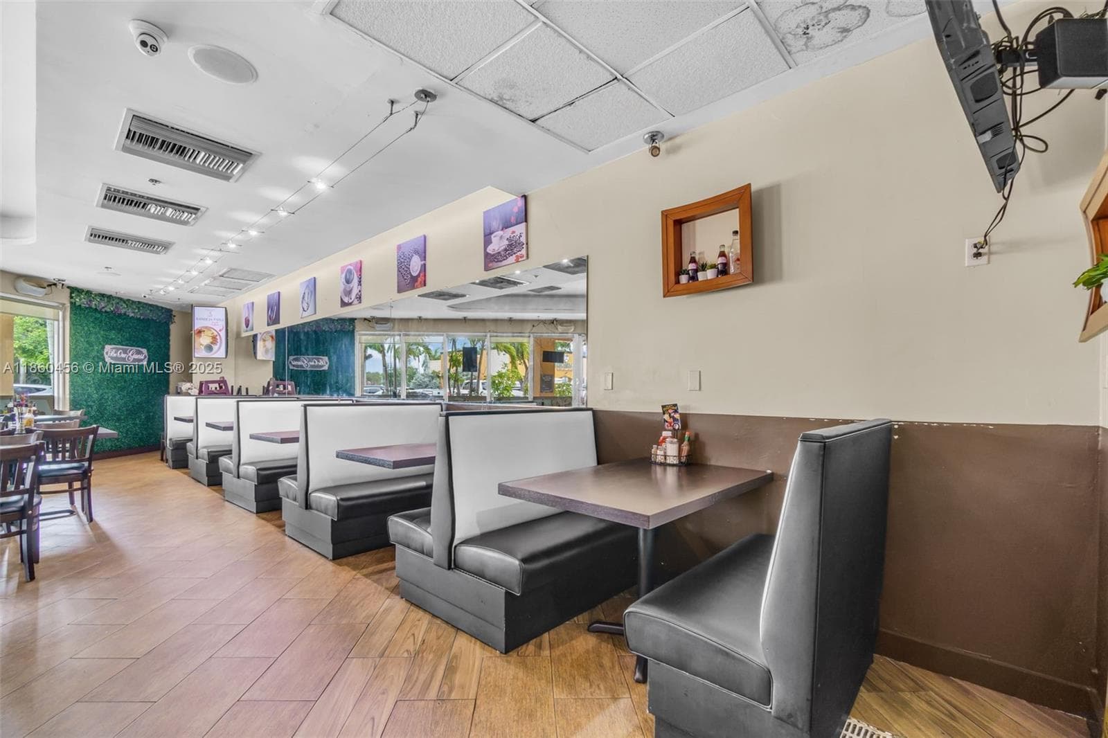 Established Cuban Restaurant with Turnkey Operations