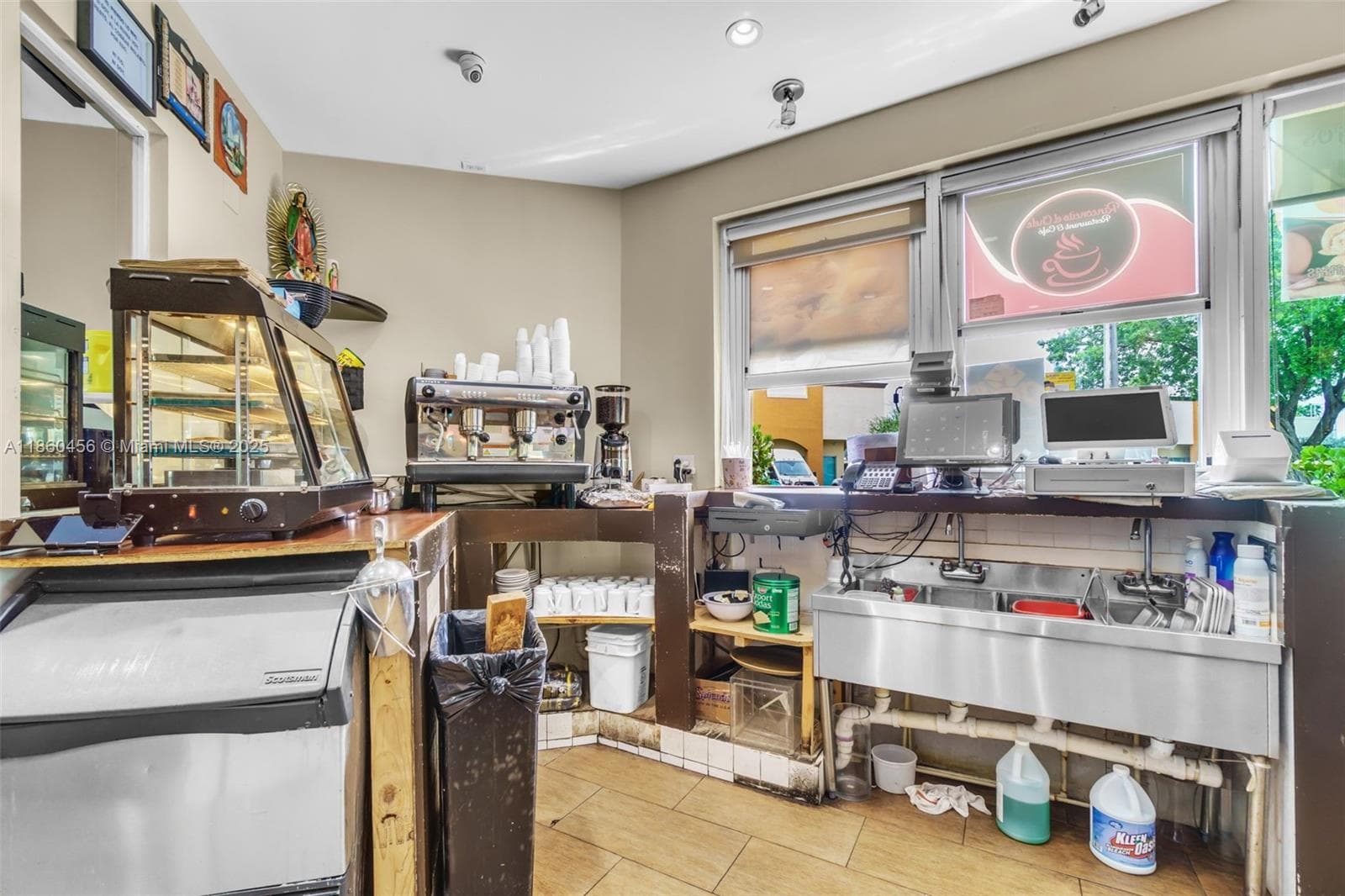 Established Cuban Restaurant with Turnkey Operations