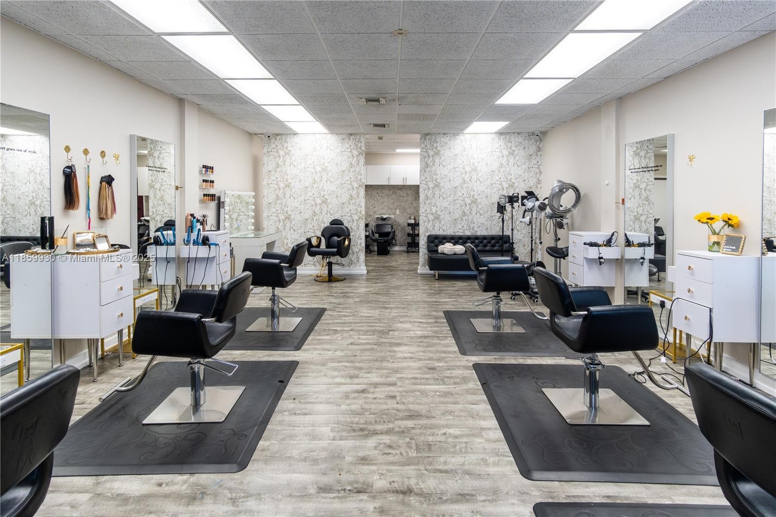 Boutique Beauty Salon with Room for Growth