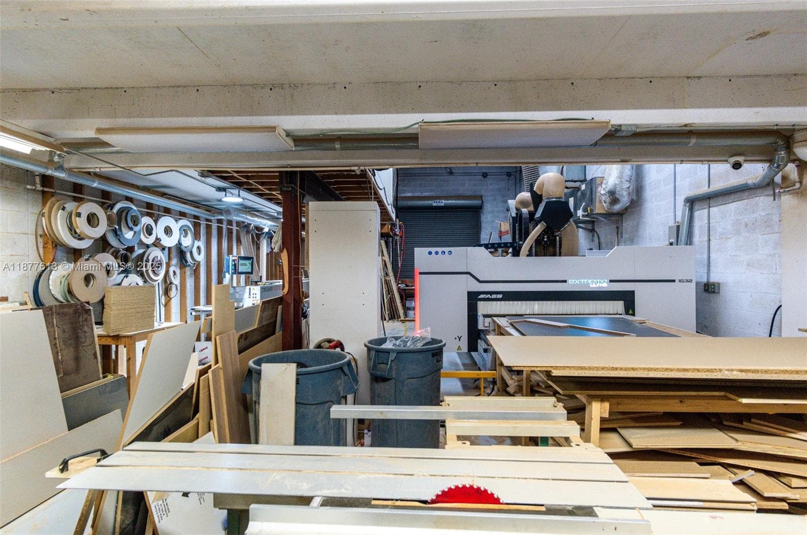 Profitable Furniture Manufacturer with Turnkey Operations