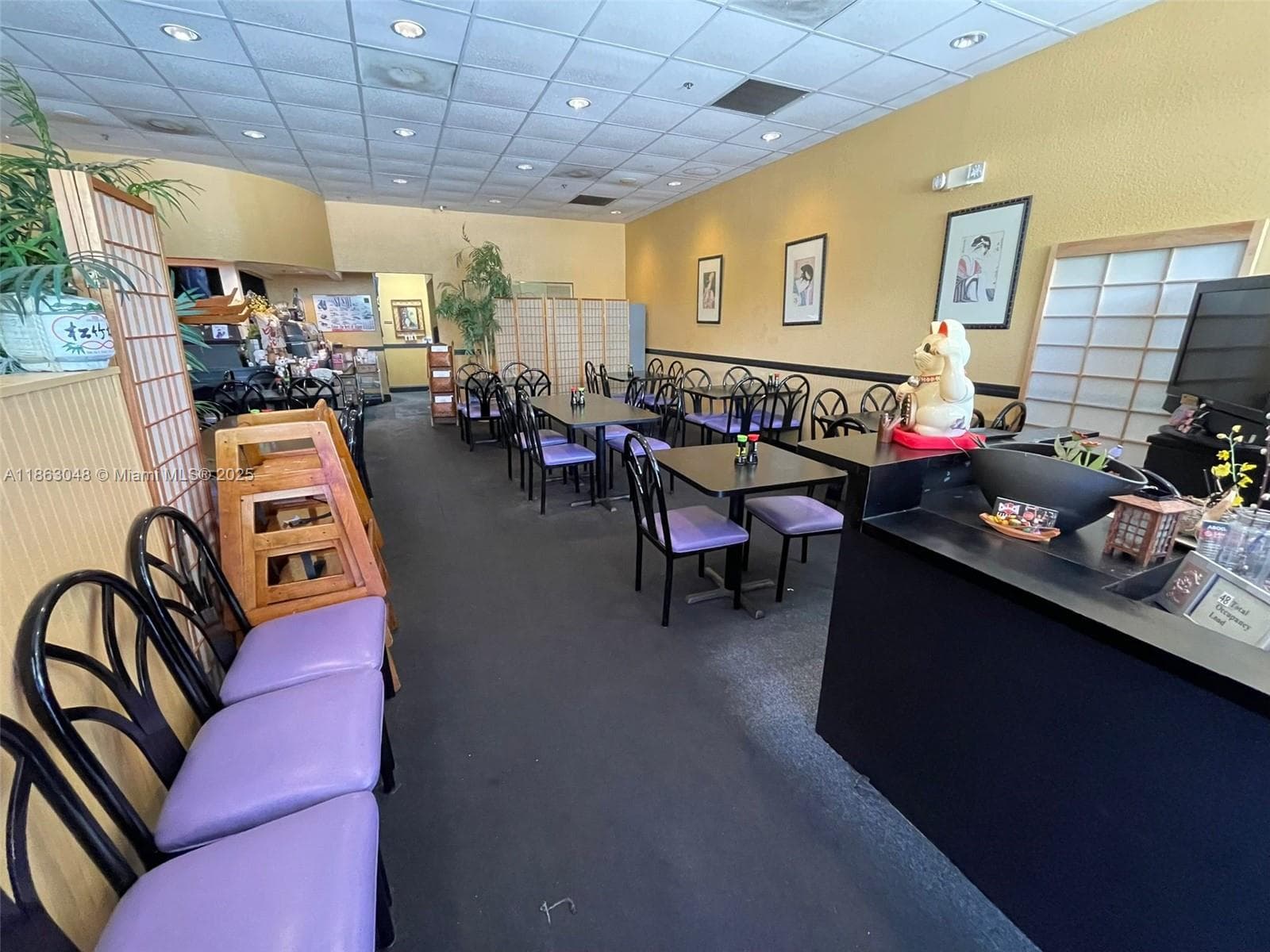 Established Restaurant with Prime Location