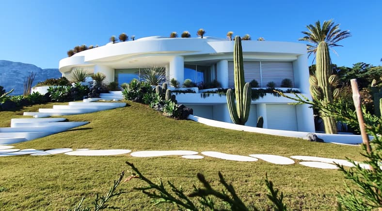 Leading Landscaping Business with Expanding Pool Segment