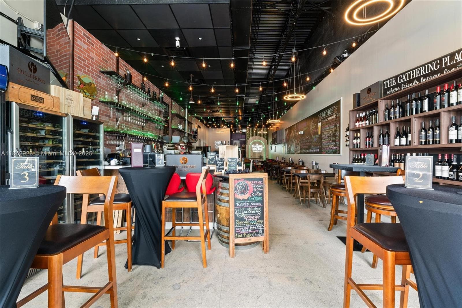 Turnkey Tapas Bar with Prime Location