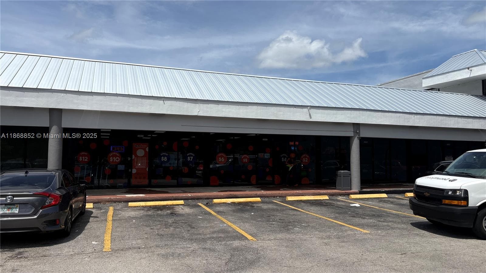 Niche Retailer of Overstock Merchandise with Online Sales