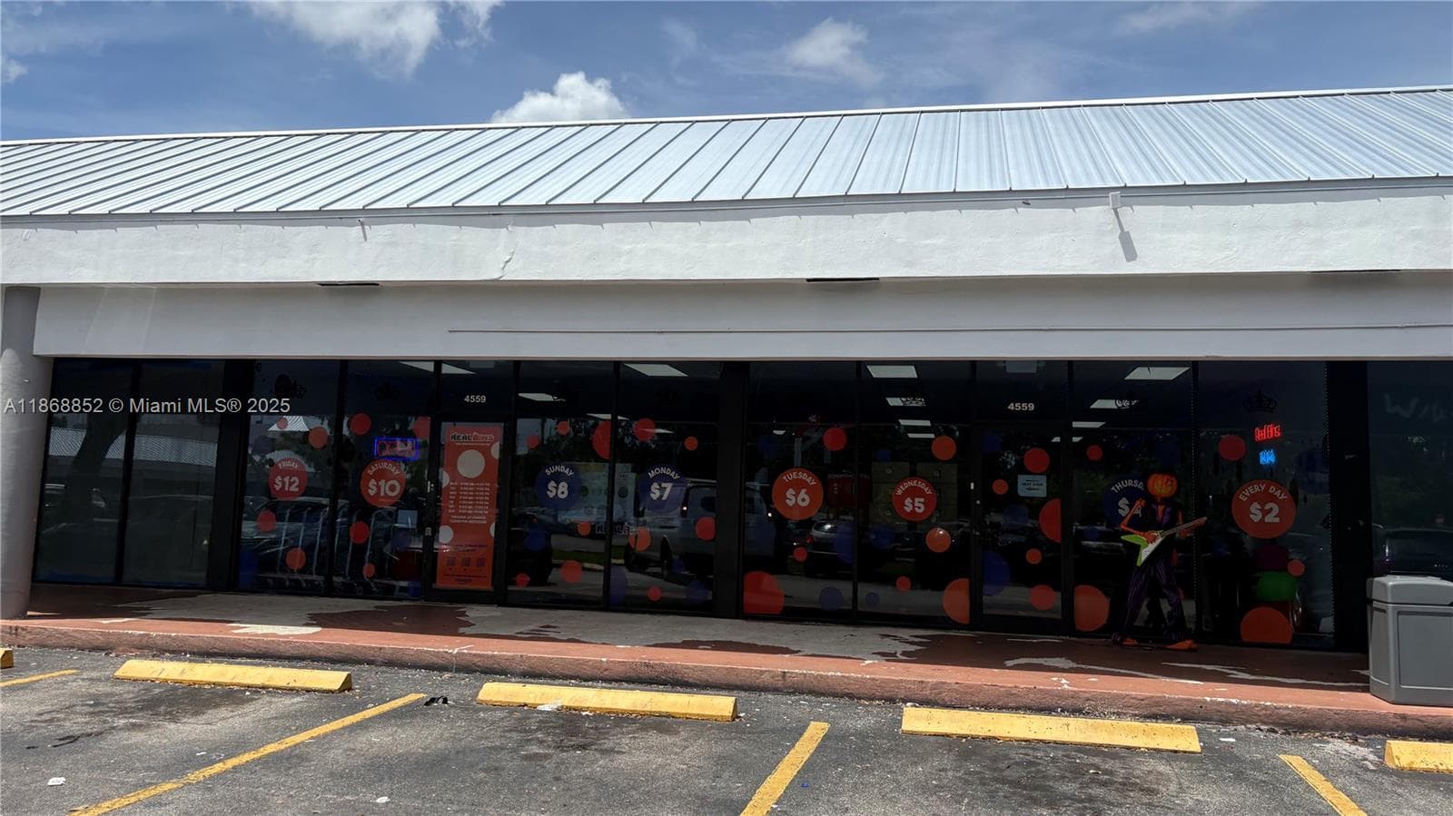 Niche Retailer of Overstock Merchandise with Online Sales