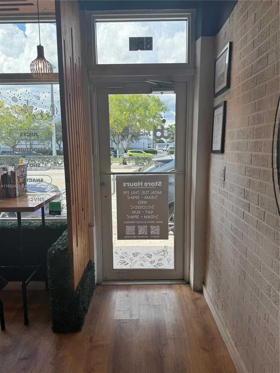 Thriving Juice Bar with Turnkey Operations