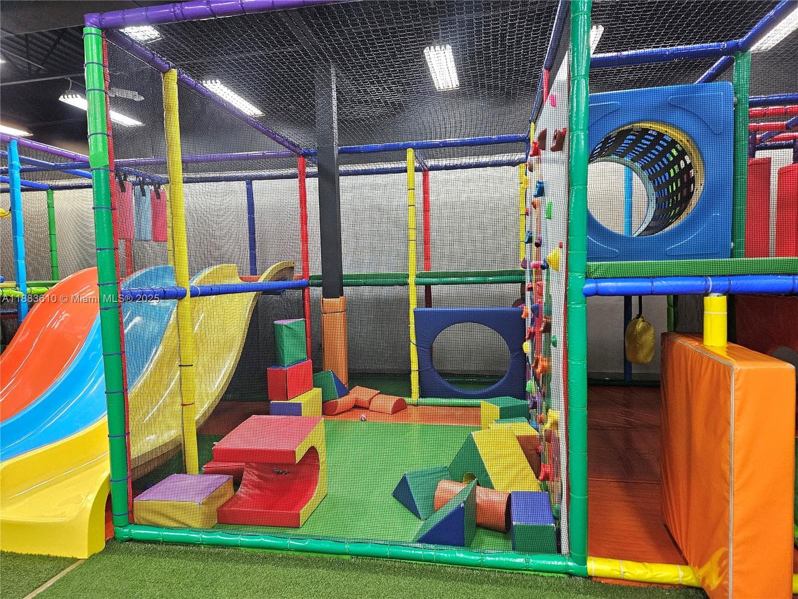 Premier Indoor Playground Family Entertainment Center with Turnkey Operations