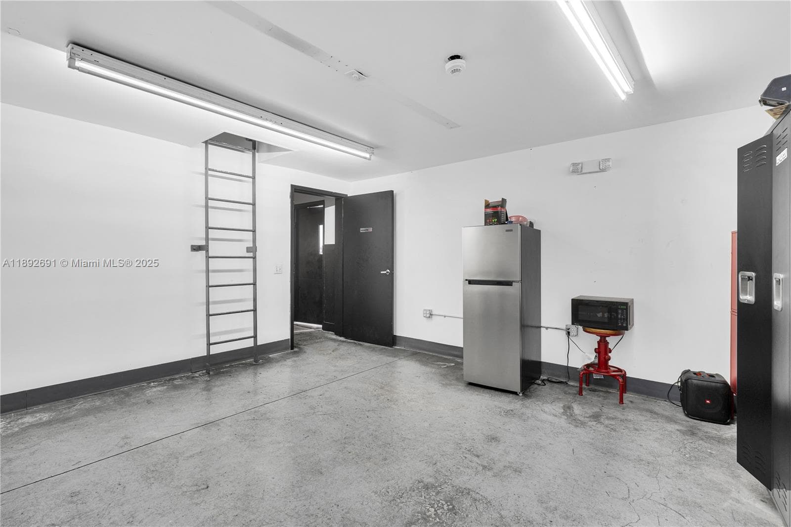 Profitable Automotive Shop with Strong Customer Base