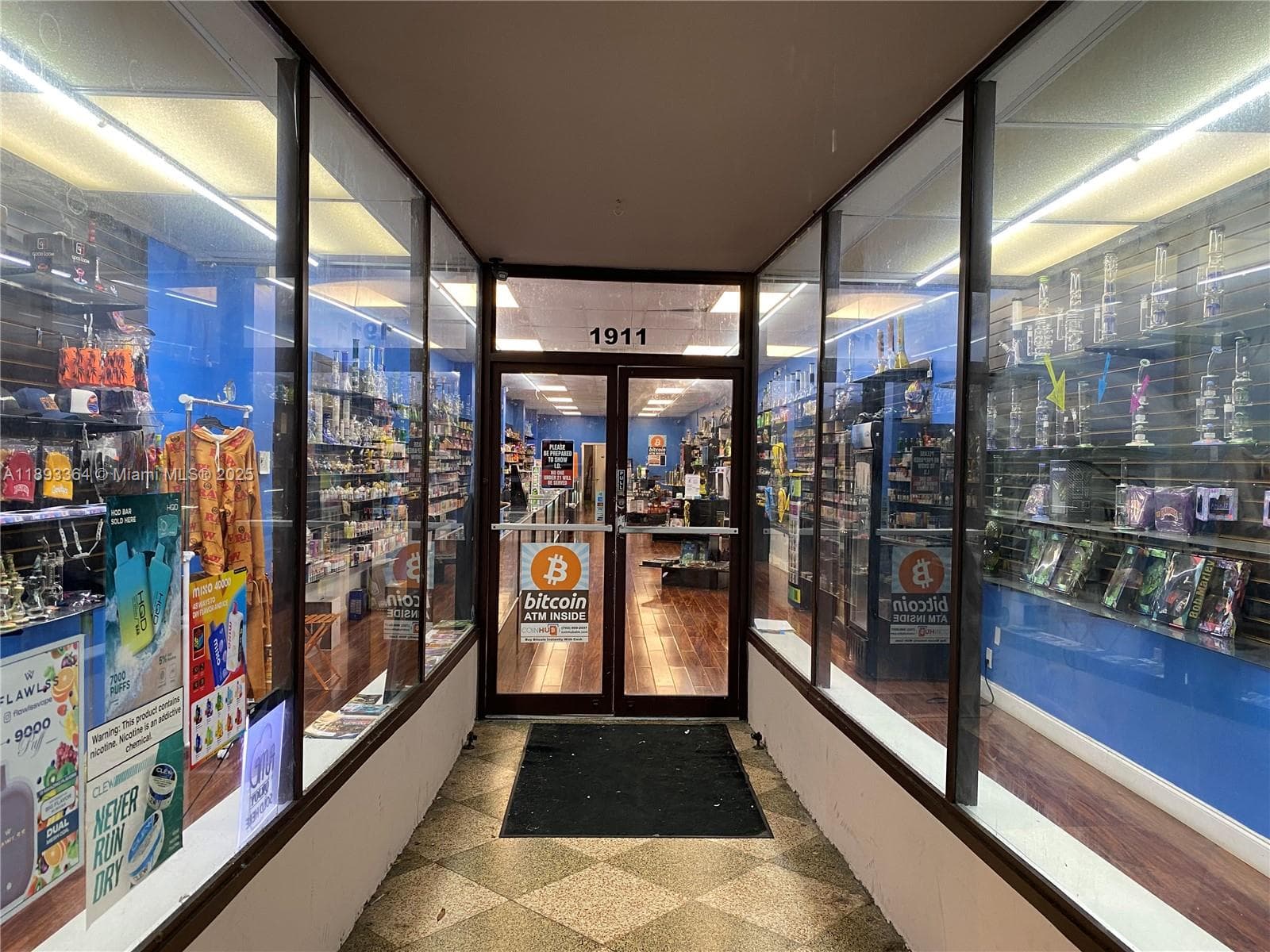 Profitable Smoke Shop with Significant Growth Potential