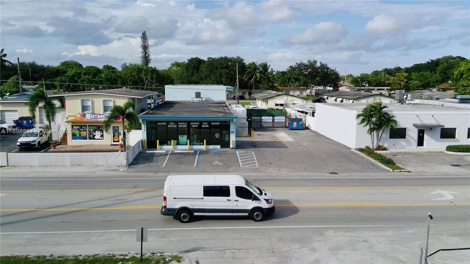 Established Pool Service and Repair with Recurring Clientele