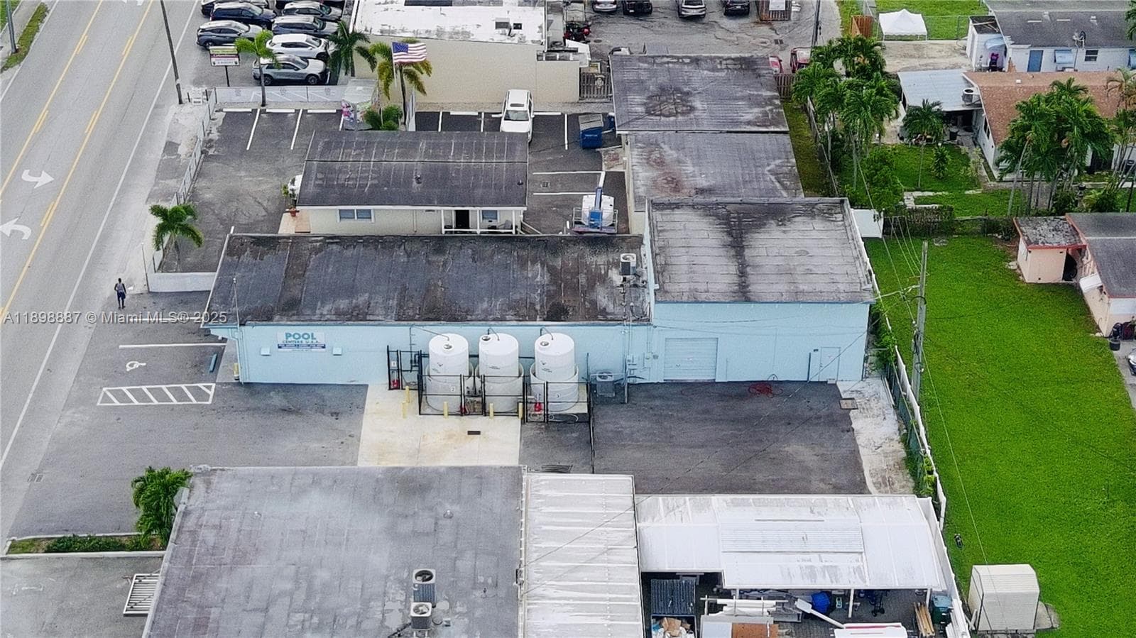 Established Pool Service and Repair with Recurring Clientele