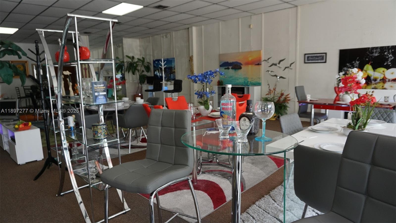 Established Furniture Store with Immediate Cash Flow