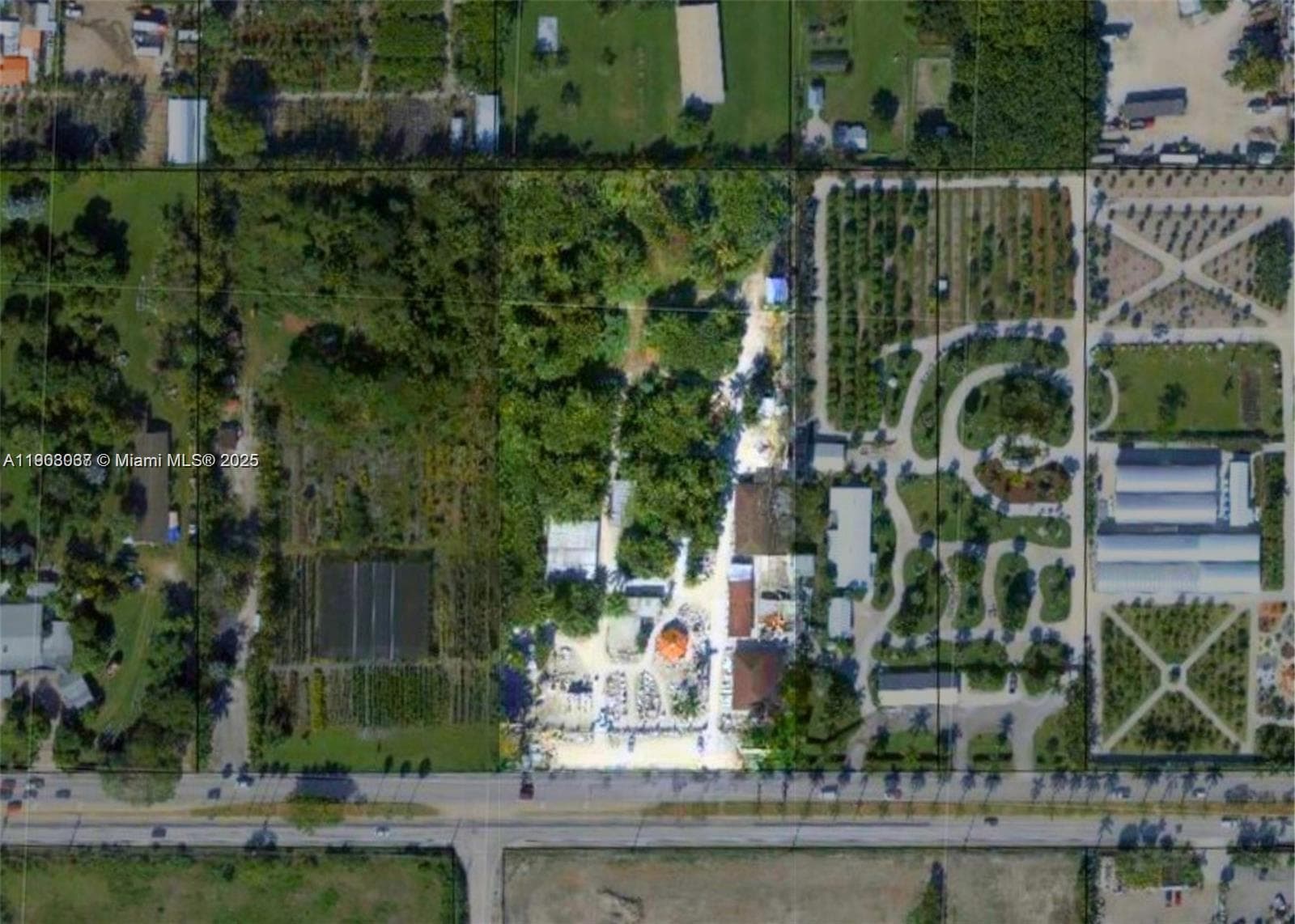 Premier Nursery and Garden Center with Unique Custom Art Offerings